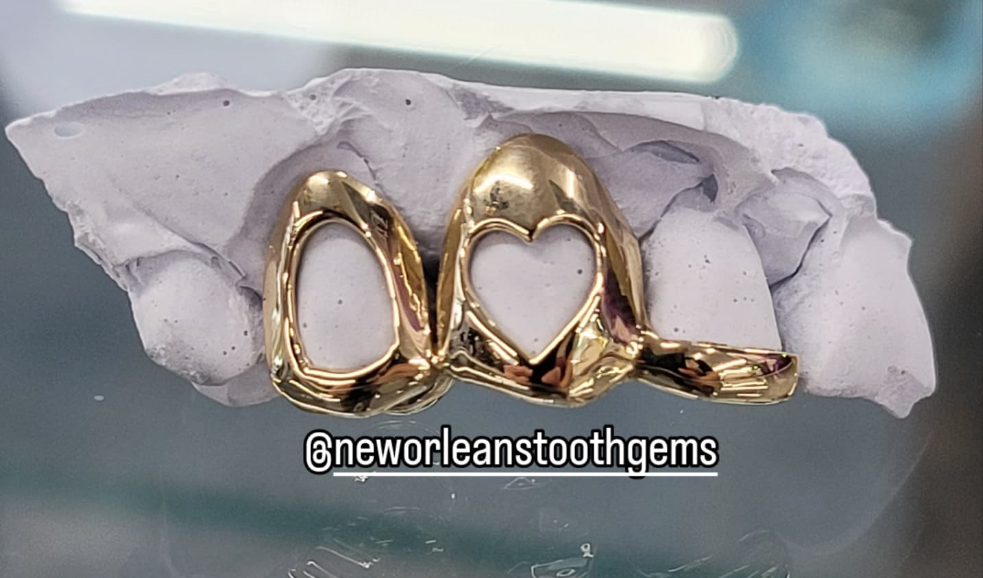 Classic Open Face/ Heart Open Face/ Tip (3 Teeth-Connected)