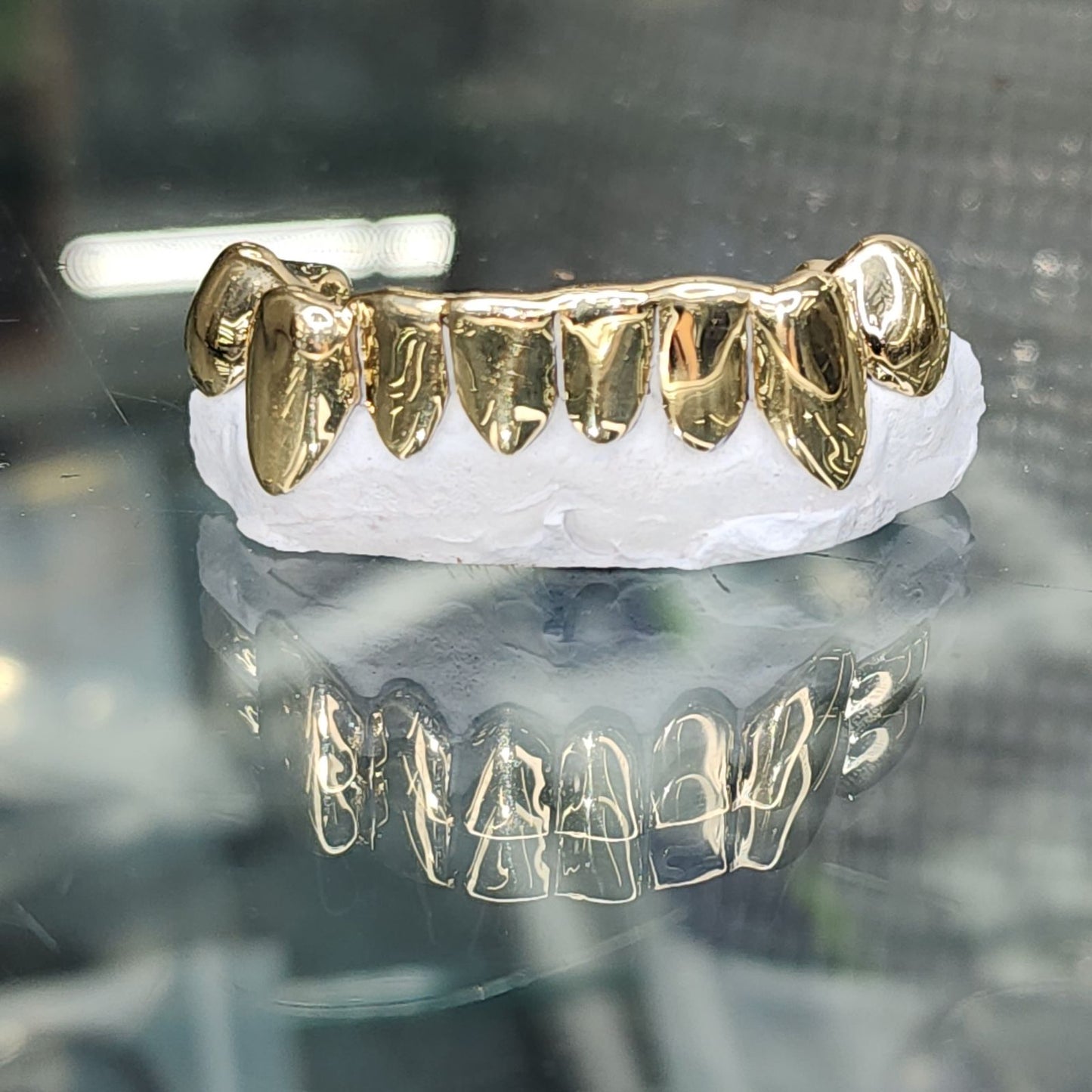 Solid 8 Piece Grillz (Connected)