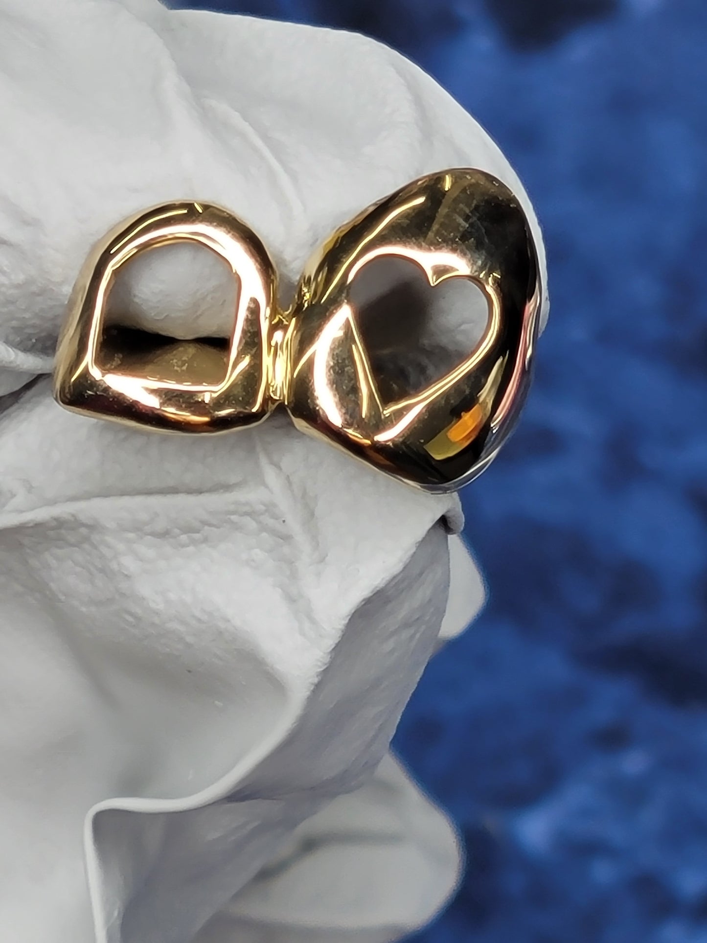 Heart Shaped/Open Face Sidepiece (2 Teeth- Connected)